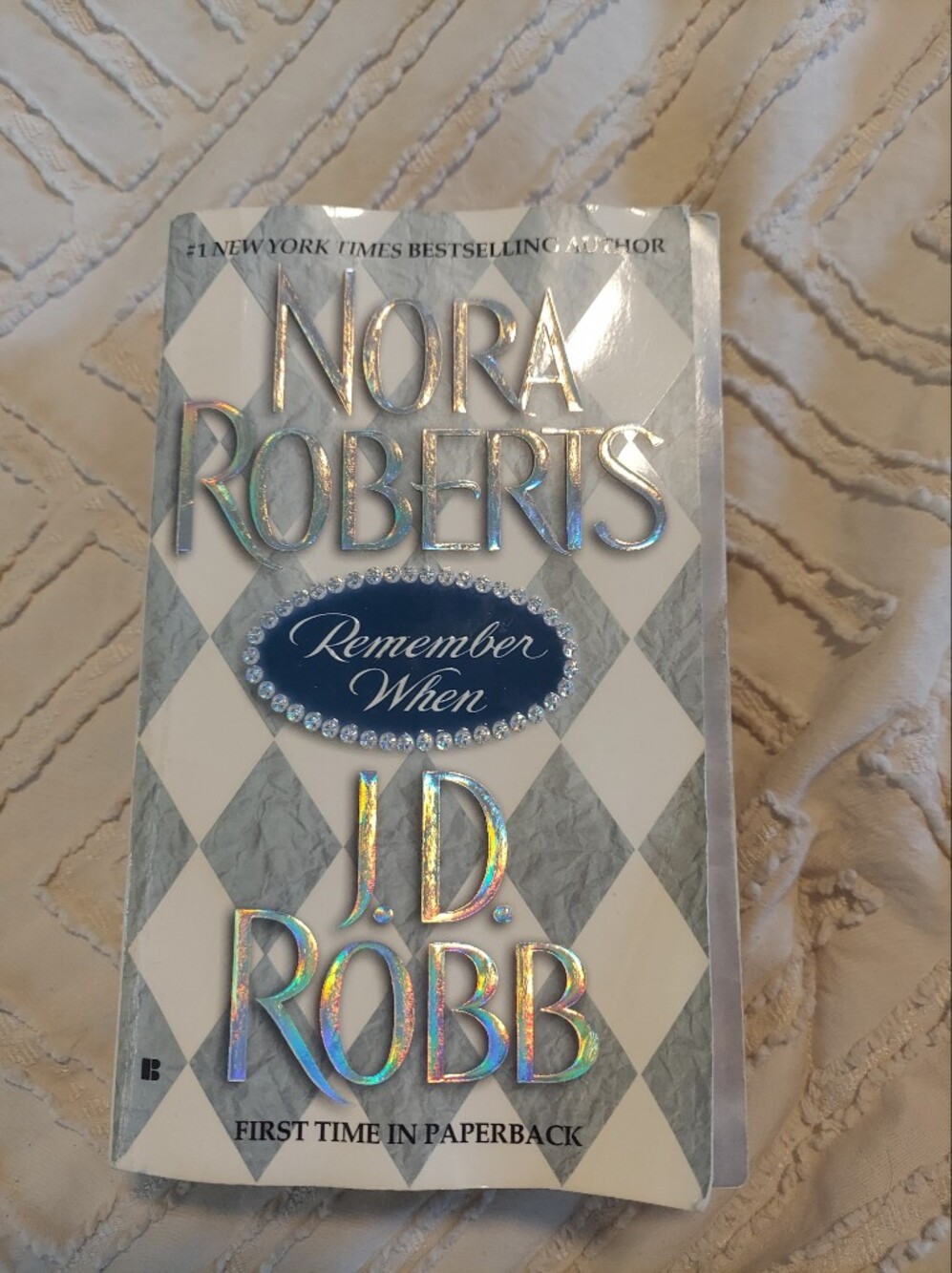 Nora Roberts J.D. Robb Remember When Mass Market Paperback Novel